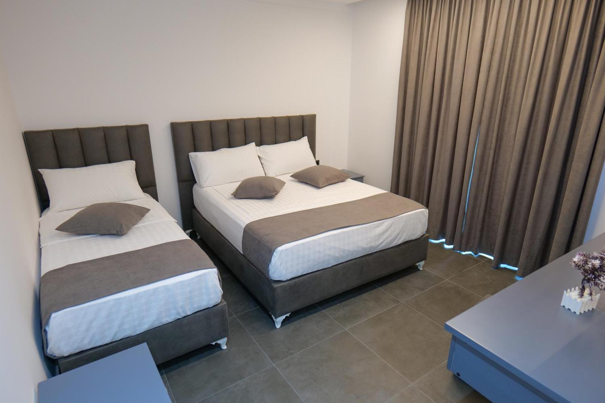 Hotel Celaj Wlora Zewnętrze zdjęcie